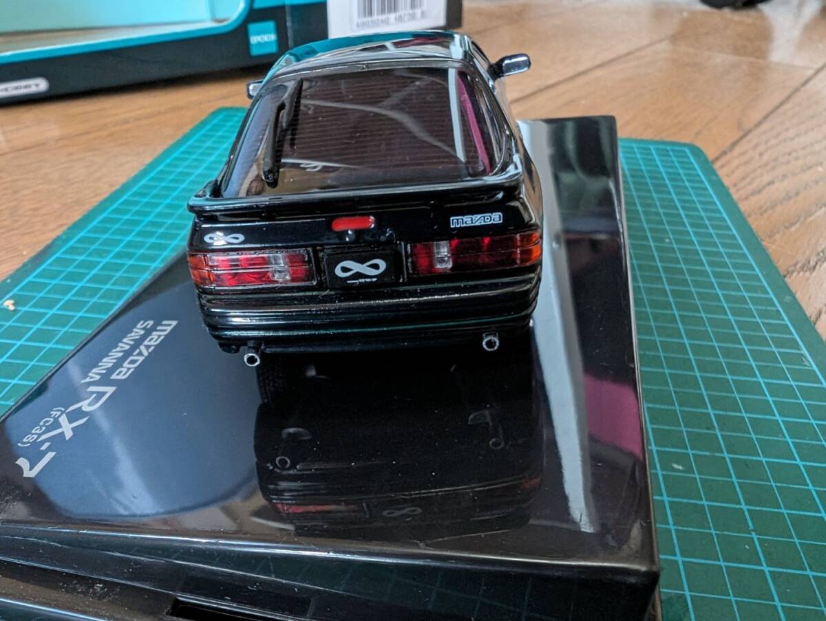 絶版!! M TECH 1/43 マツダ・サバンナRX-7 (FC3S) 　グリーン_画像4