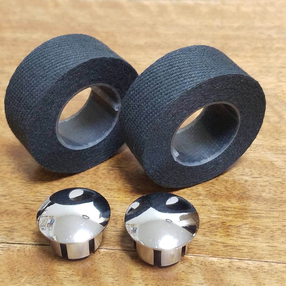 コットンバーテープ (Black)＆バーエンドキャップ(メッキ)※1台分 Cotton Bar Tape New Old Stock (NOS) 国産 未使用 の画像2