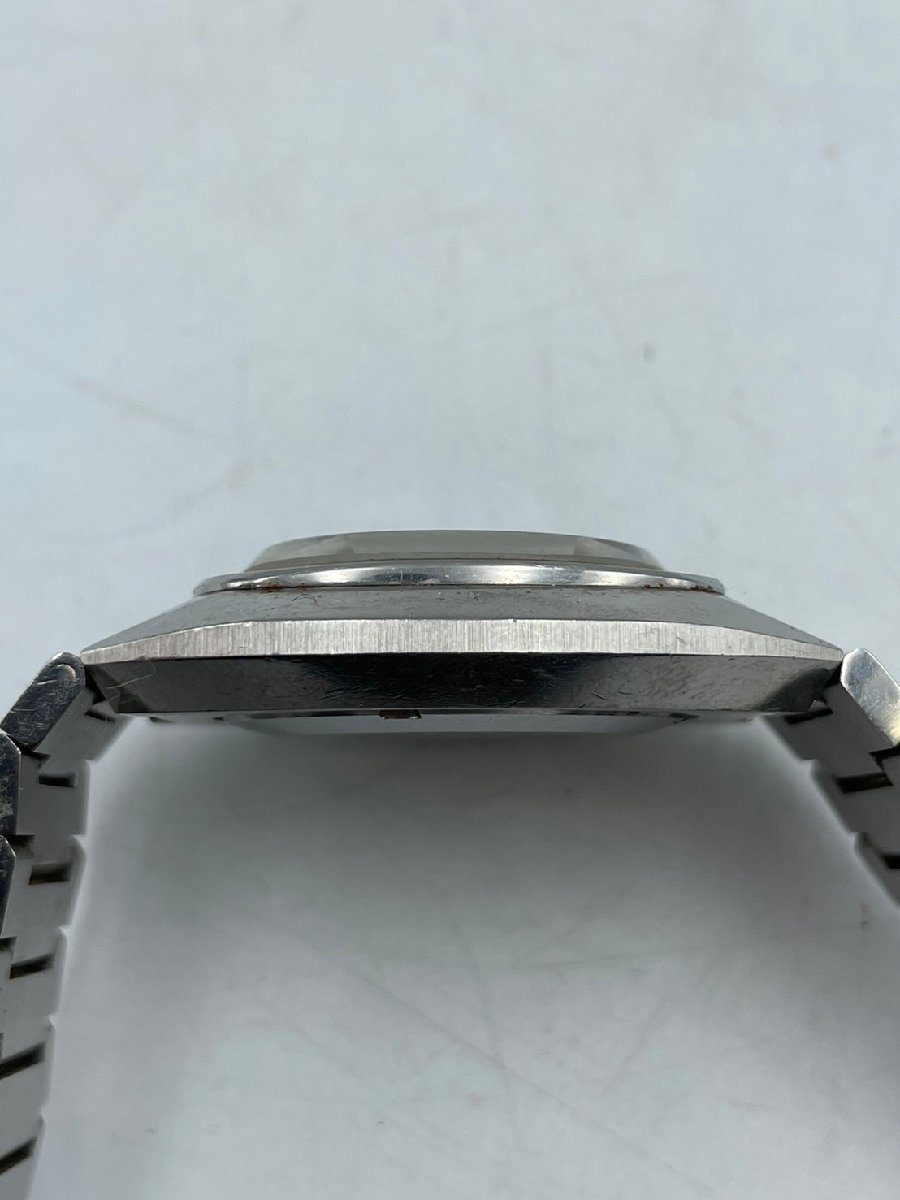 RADO ラドー SCHEIDEGG 自動巻 動作品 カットガラス 緑 動作保証なし m24421-6の画像2