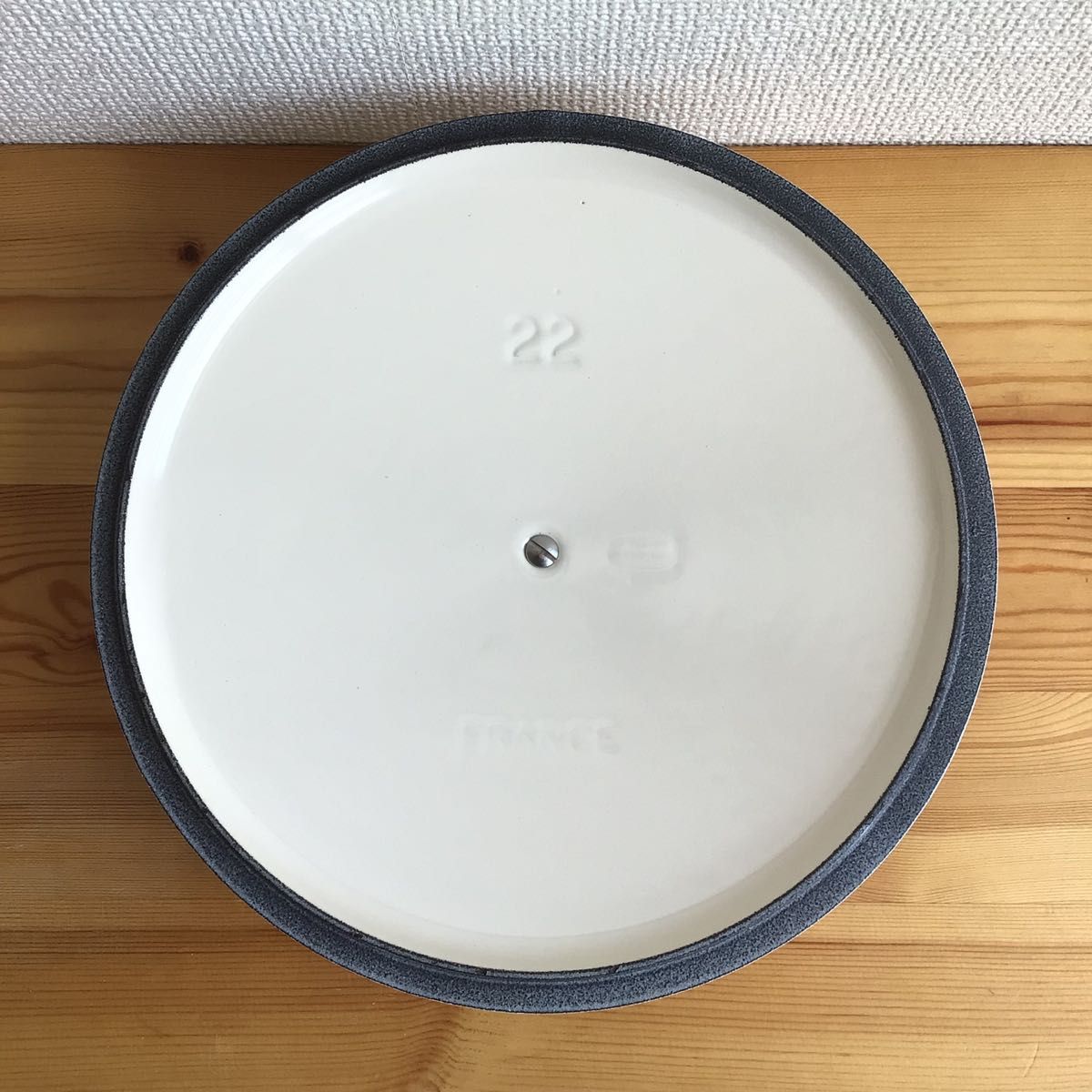 ルクルーゼ ココットビス 22cm コットン 両手鍋 ホーロー鍋 未 ルクルーゼ ココットビス 22cm コットン 両手鍋 ホーロー鍋 未