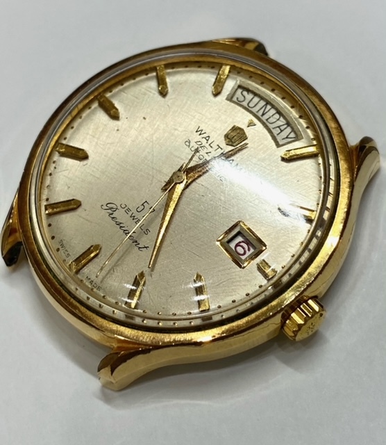 動作確認済 稼動品 WALTHAM DE LUXE President ウォルサム デラックス プレジデント 57石 自動巻 AUTOMATIC デイデイト アンティーク_画像6