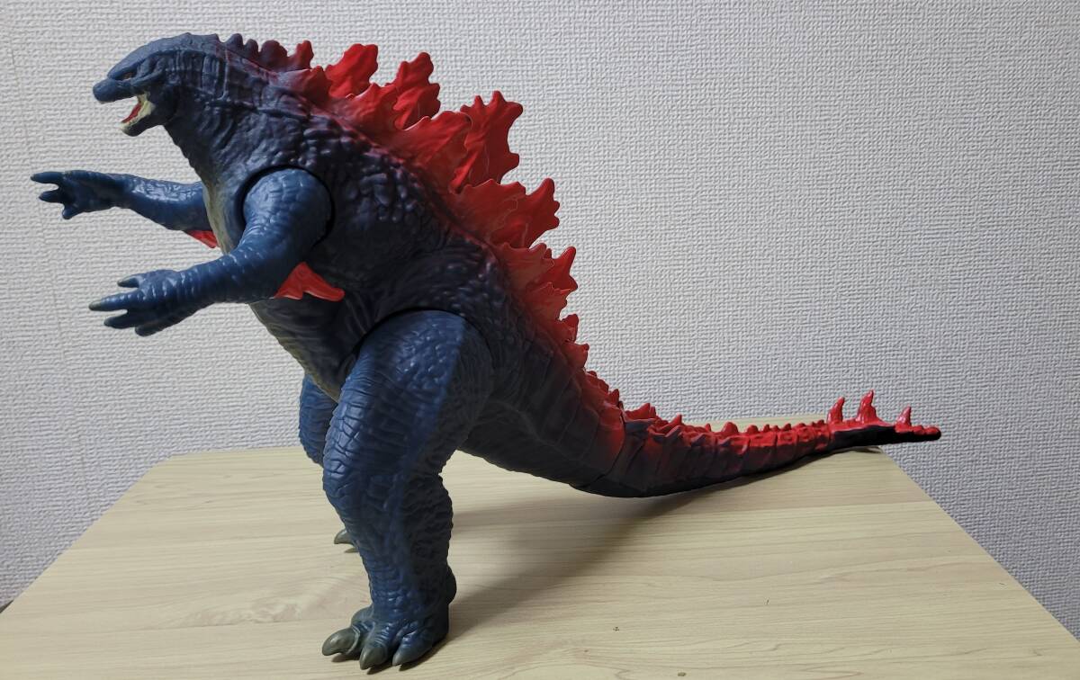 ★新品 ド迫力 28cmx43cm GODZILLA THE NEW EMPIRE ビッグサイズ フィギュア GODZILLA x KONG ゴジラ x コング 新たなる帝国 MonsterVerseの画像1