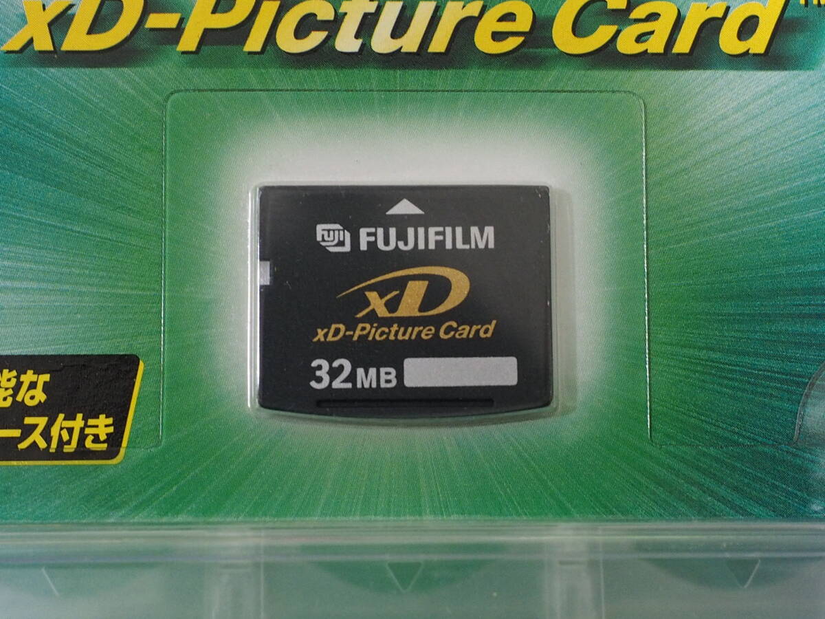 ◆カメラ2099-4◆ xDピクチャーカード　32MB　未使用・未開封品　６枚収納可能なキャリングケース付 FUJIFILM 富士フイルム ～iiitomo～_画像5