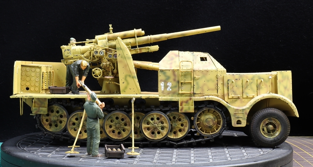 1/35 ドイツ軍 18ｔハーフトラック 88ミリ高射砲Ｆｌａｋ３７装備タイプ（砲兵フィギュア×3体セット）制作完成品の画像8