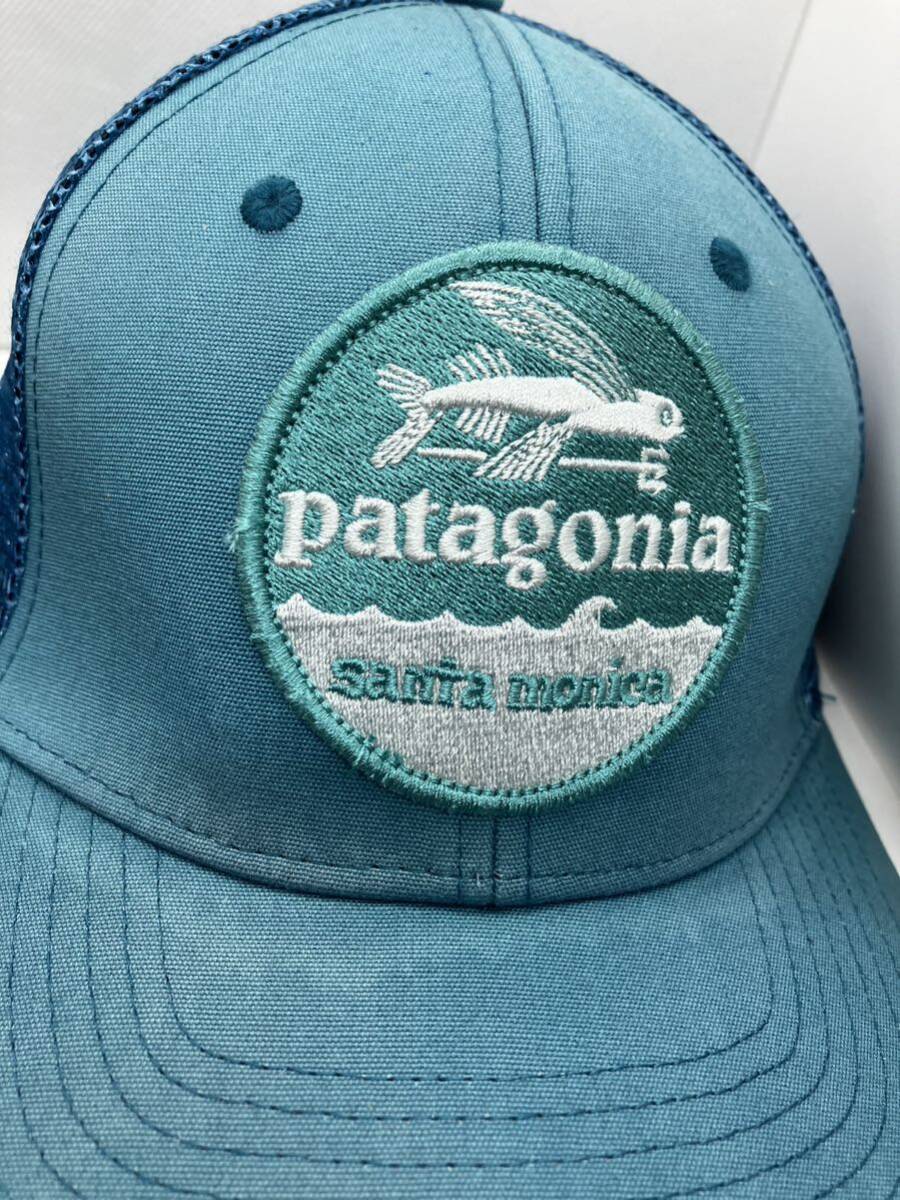 patagoniaパタゴニア 帽子 2点 フリースネックウォーマー1点 CAP メッシュキャップ 刺繍ワッペン の画像3