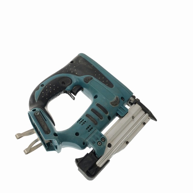 【送料無料☆彡】makita マキタ 14.4V 充電式ピンタッカ 型番不明 本体のみ ピンネイラ 89095_画像3