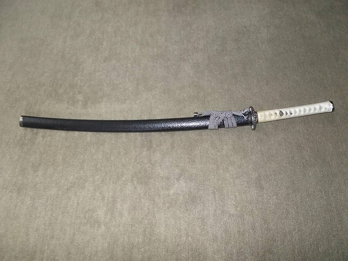 模造刀 居合刀 日本刀 全長105cm 重さ1218g 樋有刀身の画像1