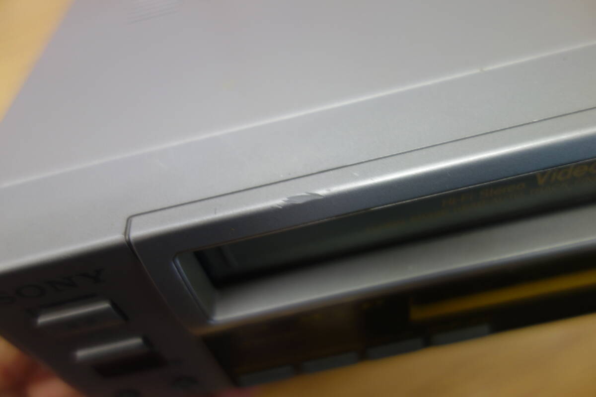 SONY EV-C45 ビデオカセットレコーダー Video8 1993年製 通電可 ソニー 中古 ジャンク品 1 管理ZI-80の画像10