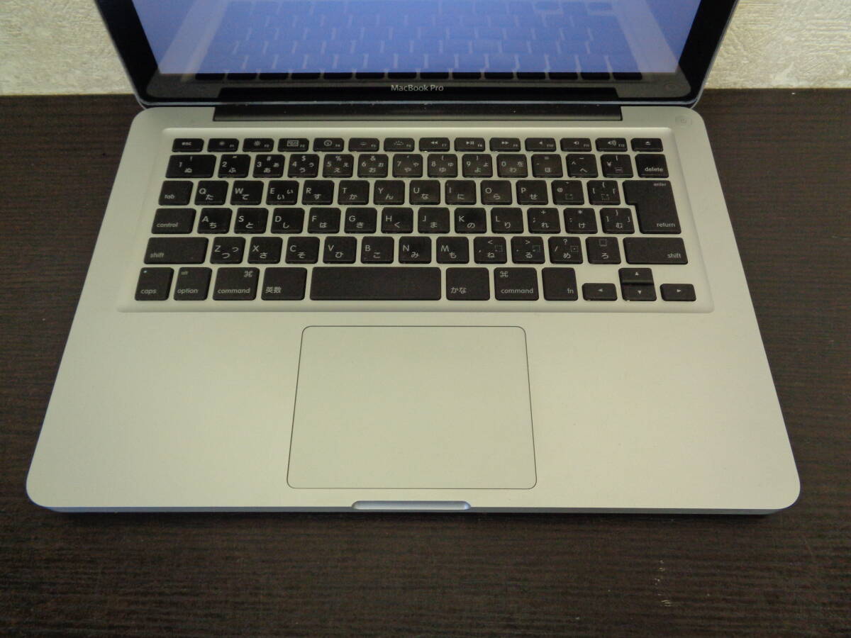 Apple MacBook Pro A1278 Mid-2009 Core2Duo (P8700) メモリ不明 13インチ ？画面表示OK ジャンク品 部品どりに 管理N249_画像2