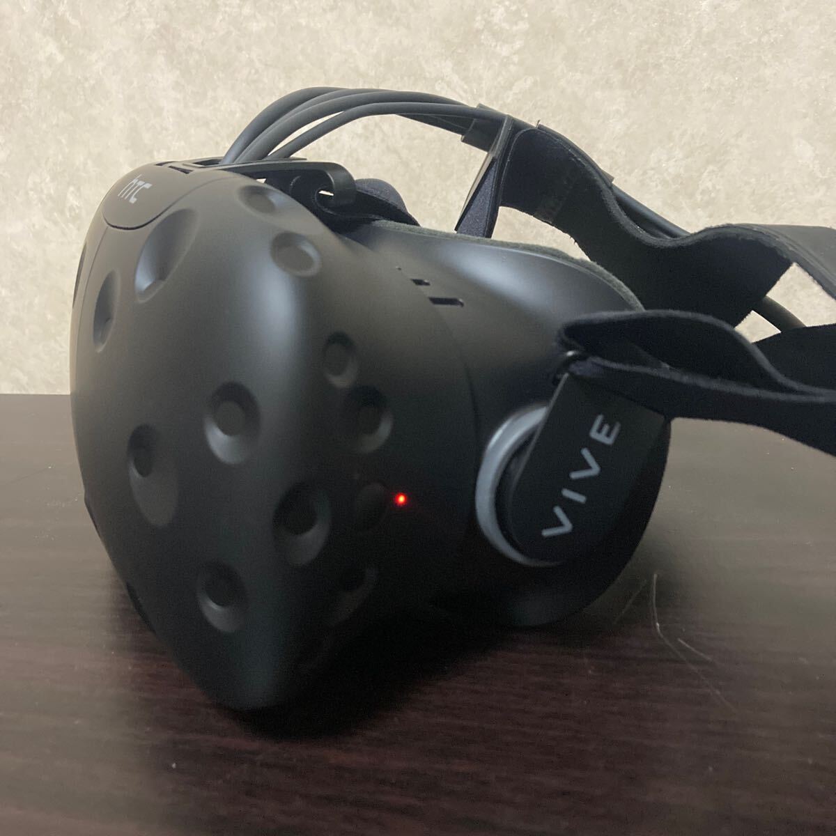 HTC VIVE VR headset 