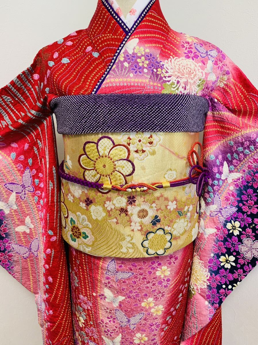 振袖フルセット　絞り　刺繍　金通し　可憐な花　振袖　正絹　金糸_画像4