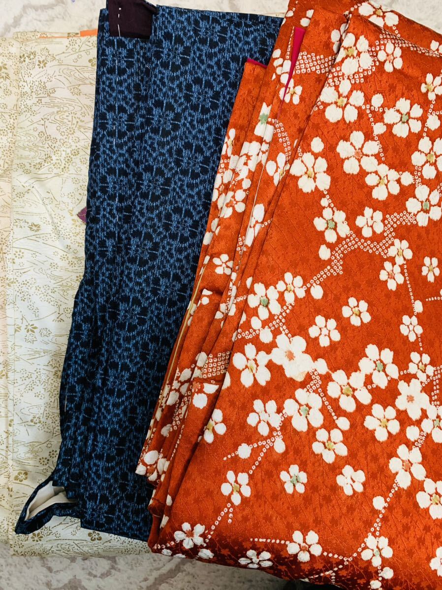 着物 小紋 3点まとめ売り 和服 和装 和柄 花柄 絣 赤系 着付け練習 リメイク まとめ の画像5