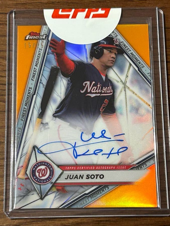 TOPPS FINEST 2022 JUAN SOTO AUTO /25 の画像1