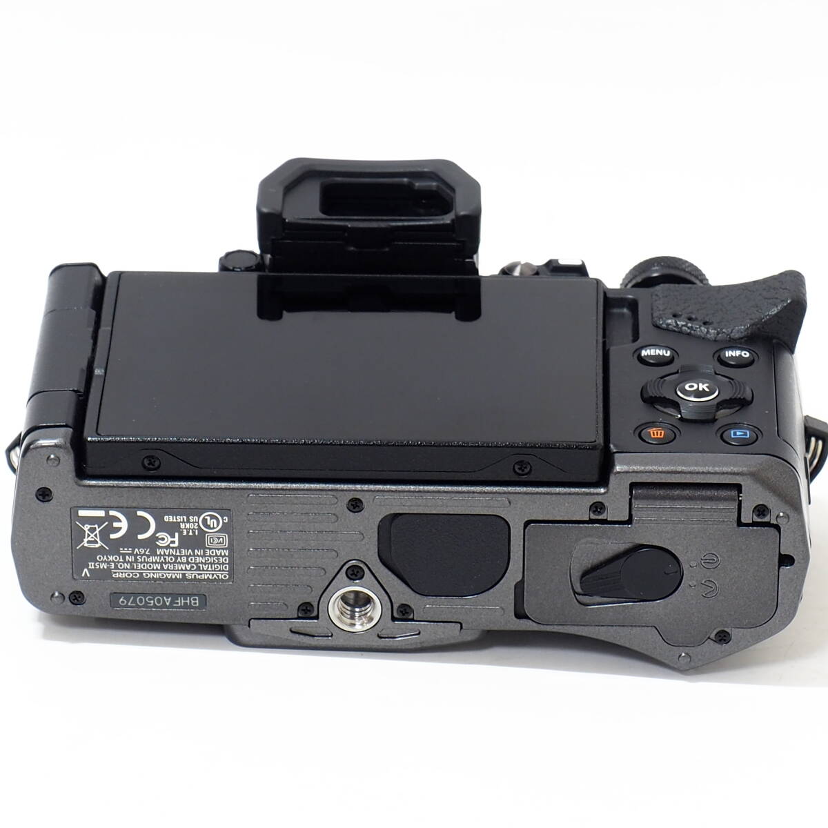 20740円 OLYMPUS OM-D E-M5 Mark II Limited Edition Titanium 20740円 OLYMPUS OM-D E-M5 Mark II Limited Edition Titanium