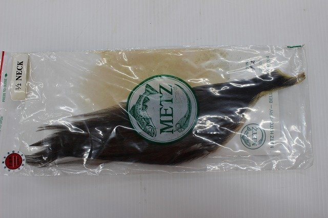 ☆METZ メッツ 1/2 NECK フライフィッシング ハックル？ DUN グレード＃2 ※長期在庫品【未使用品】【1円スタート！】☆101の画像1