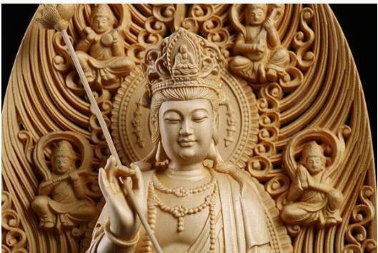 総檜材 仏教工芸品 木彫仏教 精密彫刻 極上品 仏師で仕上げ品 日光観音菩薩立像 高43cmの画像3