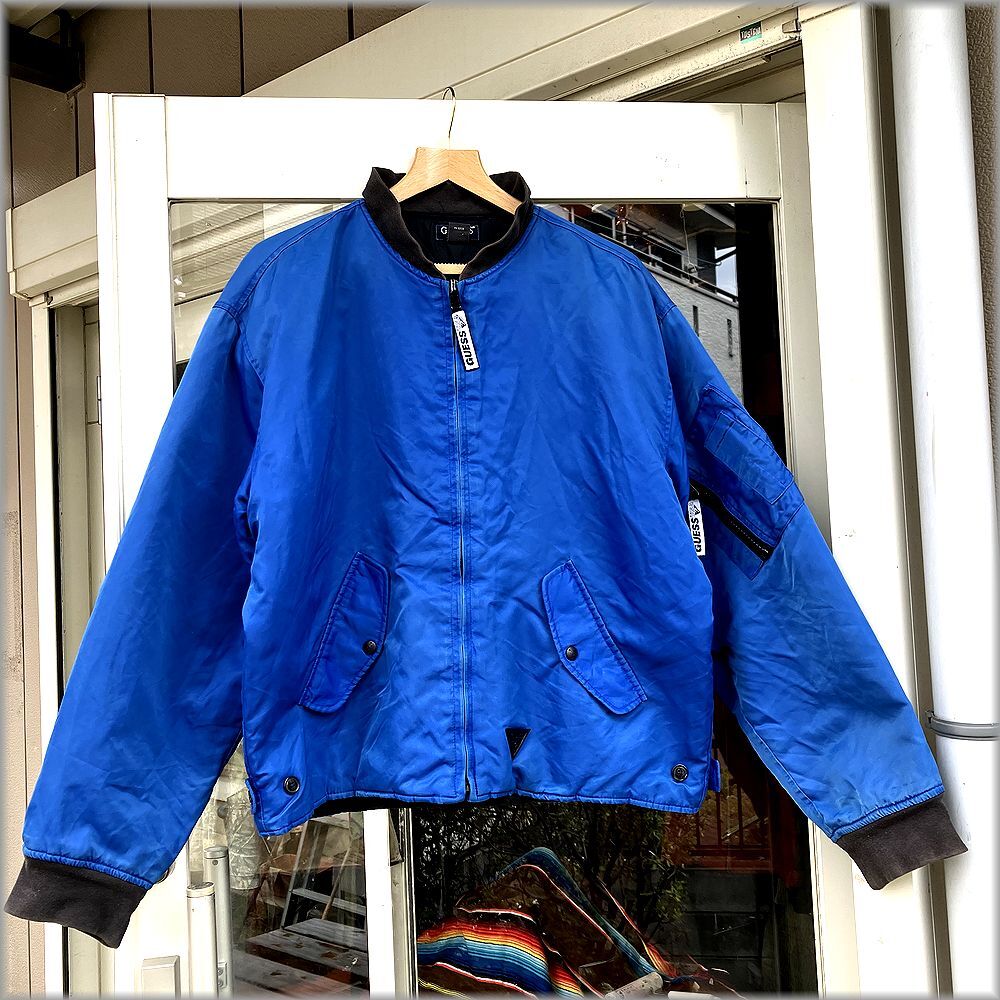 ★GUESS USA　90s　中綿入り　フルジップ　ジャケット　ブルゾン　MA-1タイプ　size XL　ビッグサイズ★検 ゲス ビンテージ アメリカ 古着_画像1