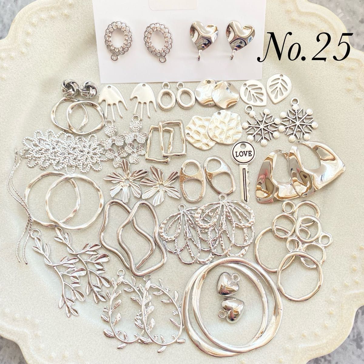 【No.25】シルバー系アソート メタルチャーム アクセサリーパーツ ピアス2ペア 