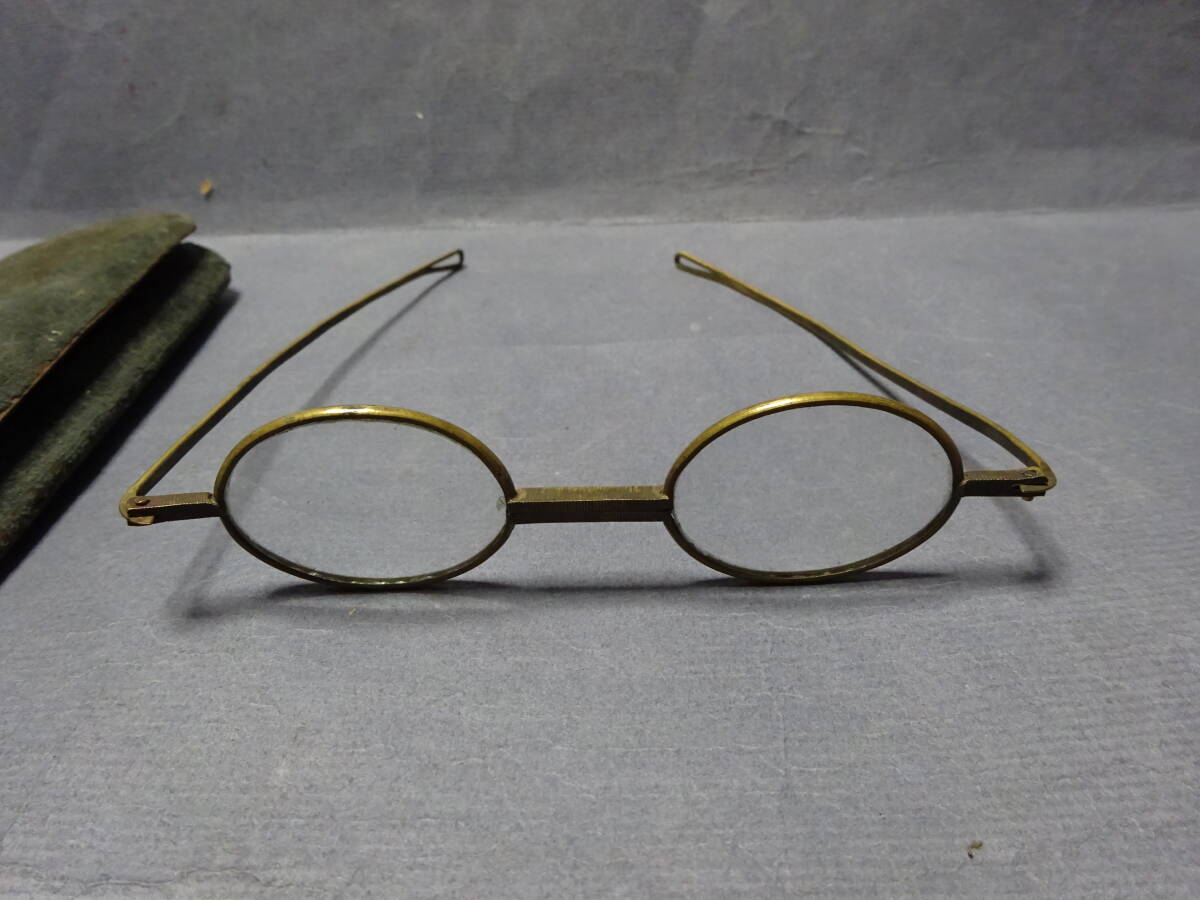 （8−７）古眼鏡 ご覧のような昔の眼鏡 レトロな めがね メガネです。ヴィンテージの画像2