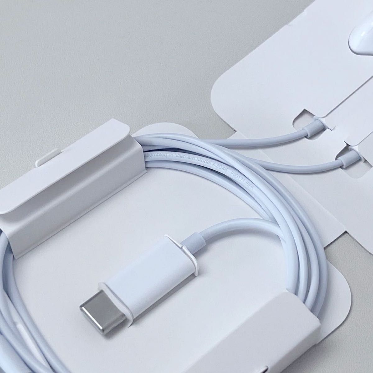 アップル  純正 iPhone 有線 EarPods USB-Cイヤホン  Type-C インナーイヤー型イヤホン