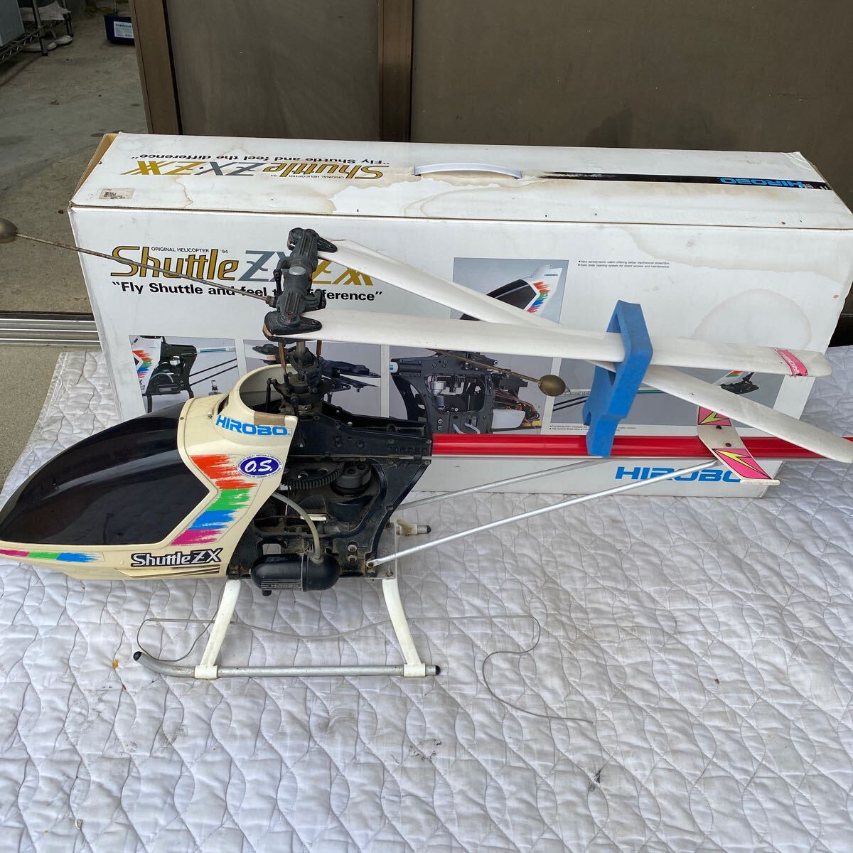 HIROBO ラジコン ヘリコプター エンジン 動作未確認 完成品 shuttle ZXの画像1