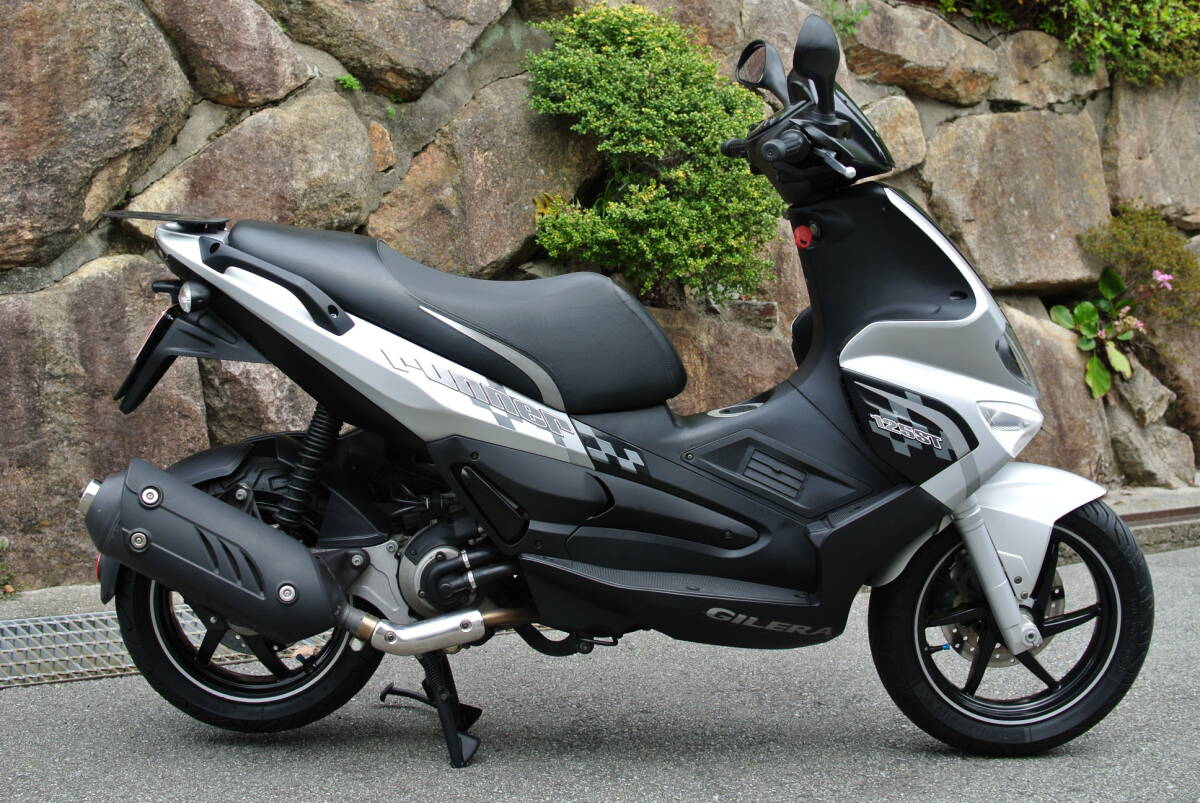 GILERA ジレラ ランナーST125 成川正規物 ZAPM4631型式 4stランナー最終型 希少125ccモデル 機関絶好調 外装超綺麗 極上車 即乗れますの画像3