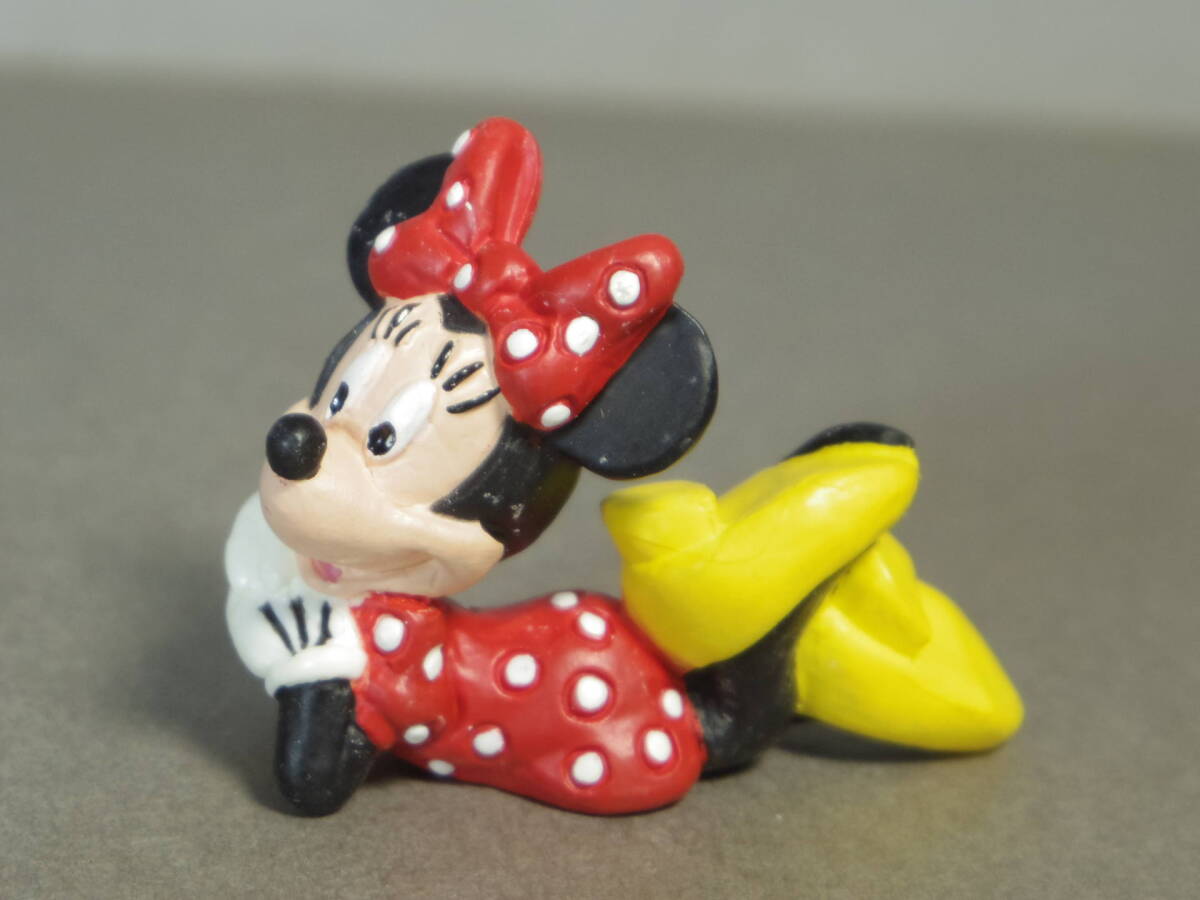  Disney Minnie Mouse PVC figure polka dot ....