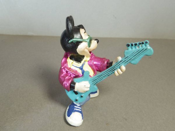 ディズニー ミッキーマウス PVCフィギュア エレキギター BULLYLANDの画像2