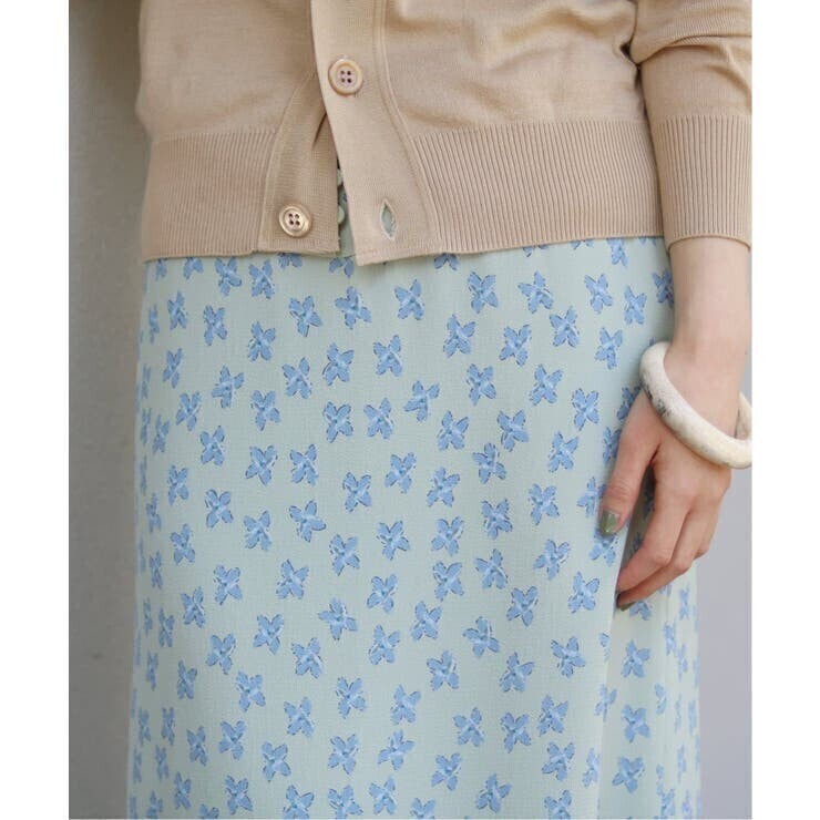 美品★IENA フロントボタンプリントスカート 定価16,500円 グリーン 春 夏 フラワー柄 花柄の画像2