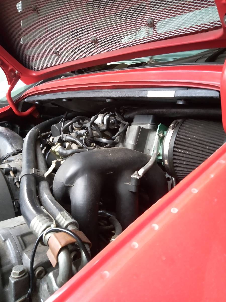 ポルシェ964、993用エンジンルームを美しくする断熱シートカバーの画像1