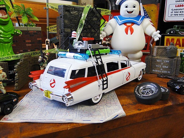 映画　ゴーストバスターズ　ECTO-1　ダイキャストミニカー　1/24スケール　アメリカ雑貨　アメリカン雑貨　_画像10