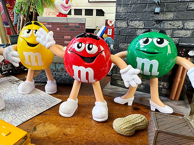 m&m's ベンダブルドール （4体セット） エムアンドエムズ フィギュア ■ アメリカン雑貨 アメリカ雑貨の画像4