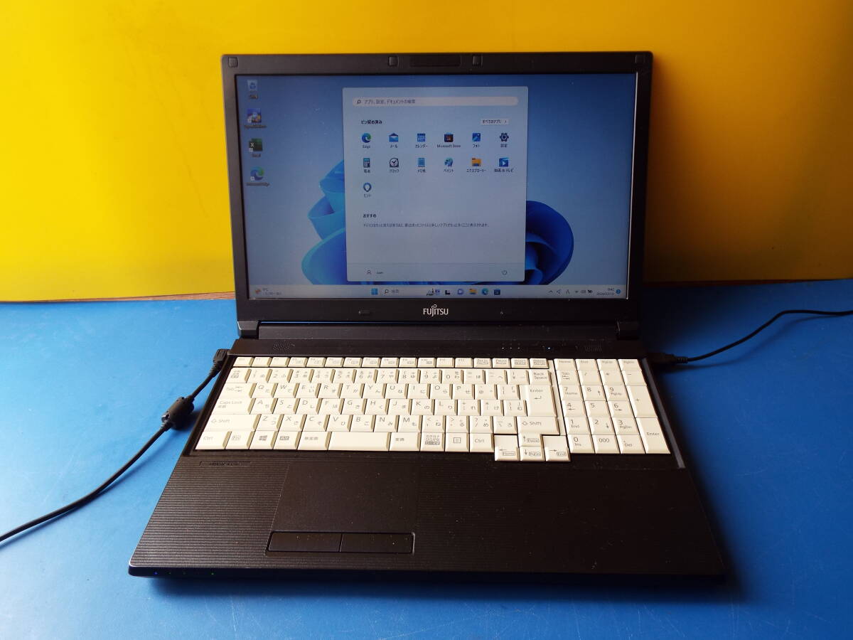 ★富士通 LIFEBOOK A577/P Celeron 3865U メモリ4GB SSD128GB windows11 office 2021_画像1