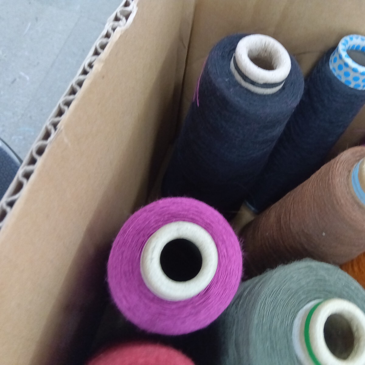 １００％ピュアリネン 夏 麻 リネン 毛糸 手織り 手編み 刺し子 さをり織り シュシュ ピアス タッセル 引き揃え糸 ハンドメイド素材 の画像3