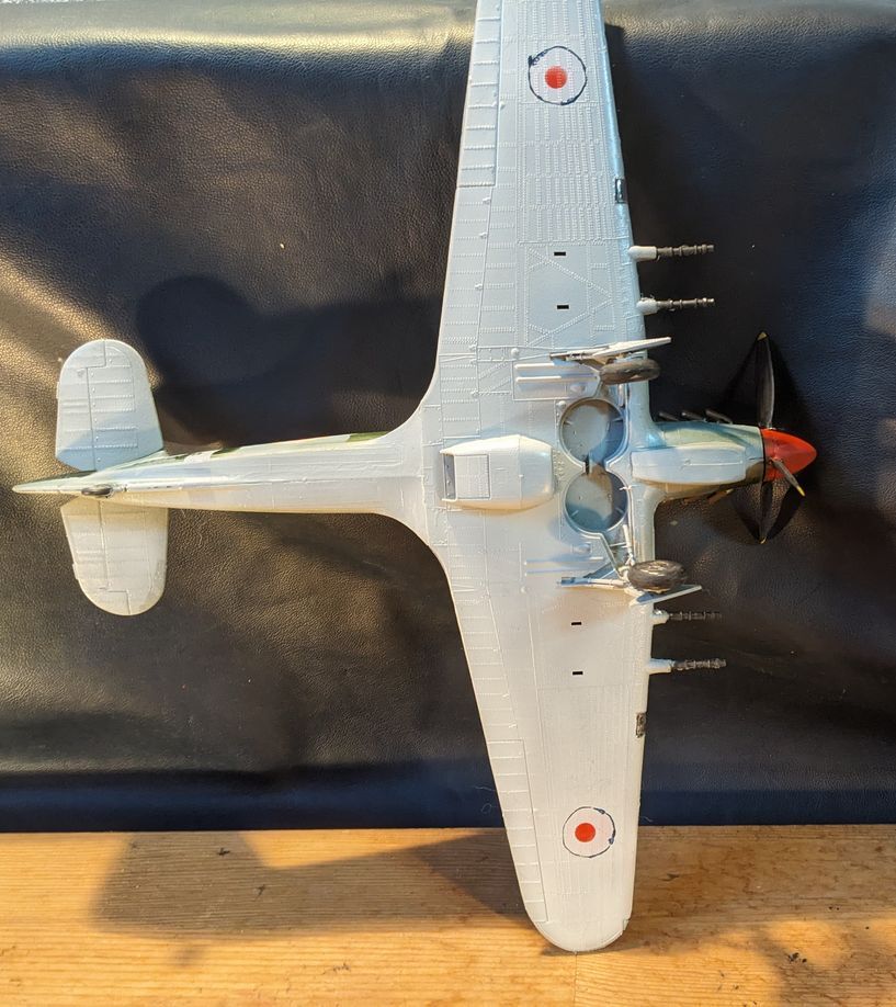 完成品　１/３２レベル　イギリス空軍　ホーカーハリケーンMk.IIC_画像10