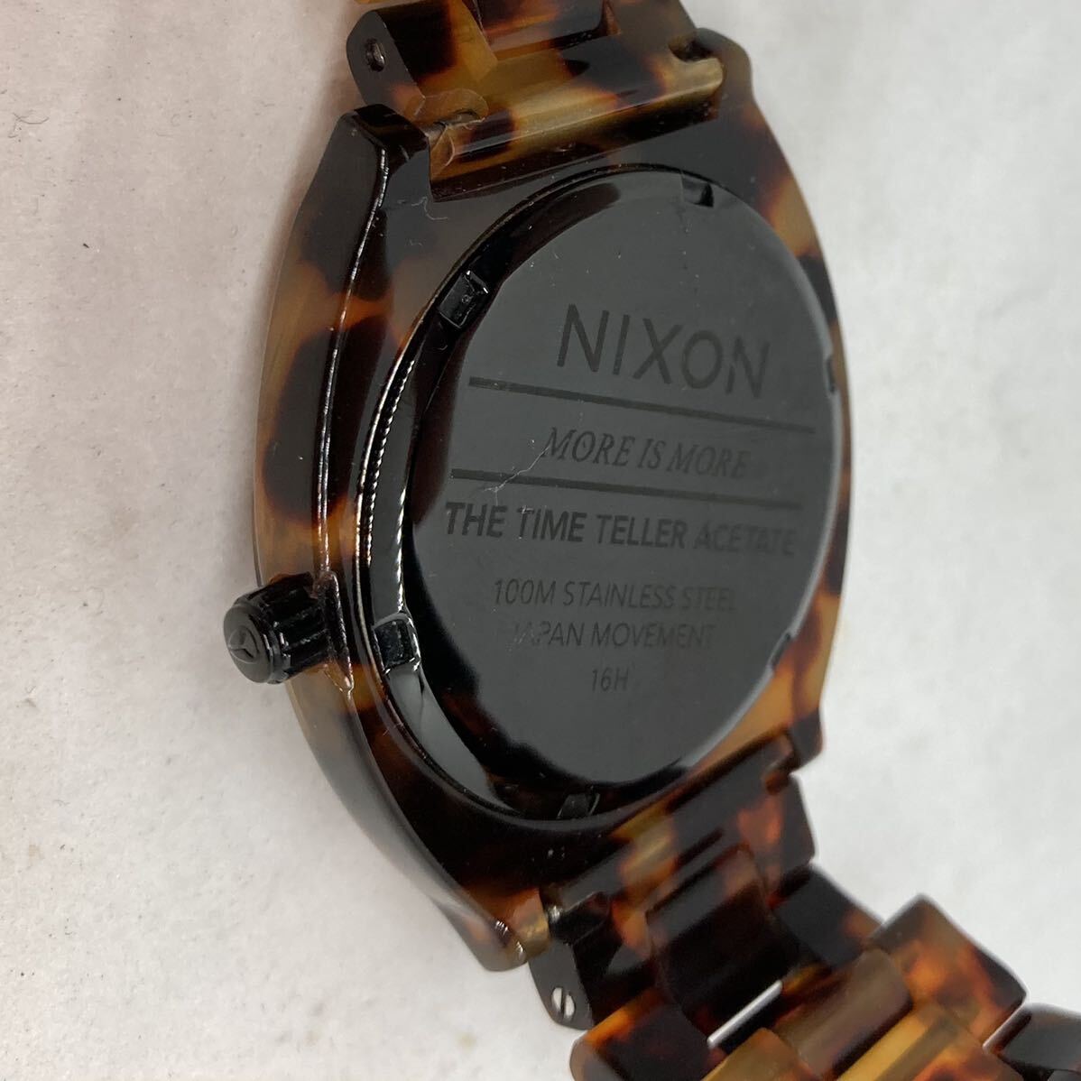 294-0726 NIXON ニクソン 腕時計 ブラウン 稼働品_画像2