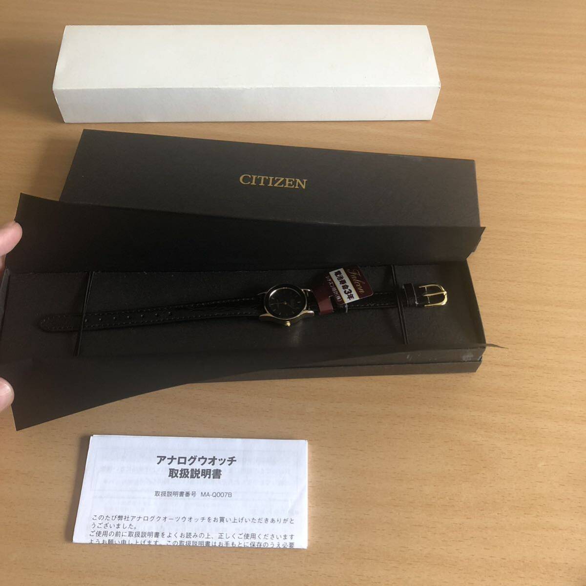 277-0726 CITIZEN シチズン Q&Q キューアンドキュー レディース腕時計 革ベルト クオーツ 黒 ブラック 2035 電池切れ 動作未確認の画像1