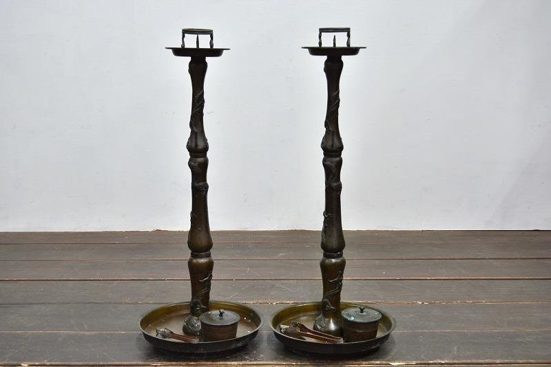【蔵c2690】銅製　燭台一対　蝋燭立　龍文　仏具