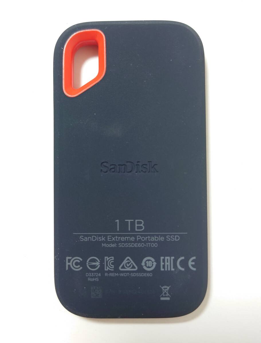 (4110) SanDisk｜ポータブルSSD 1TB USB3.1 Gen2 Extreme Portable 中古 箱・説明書なしの画像2