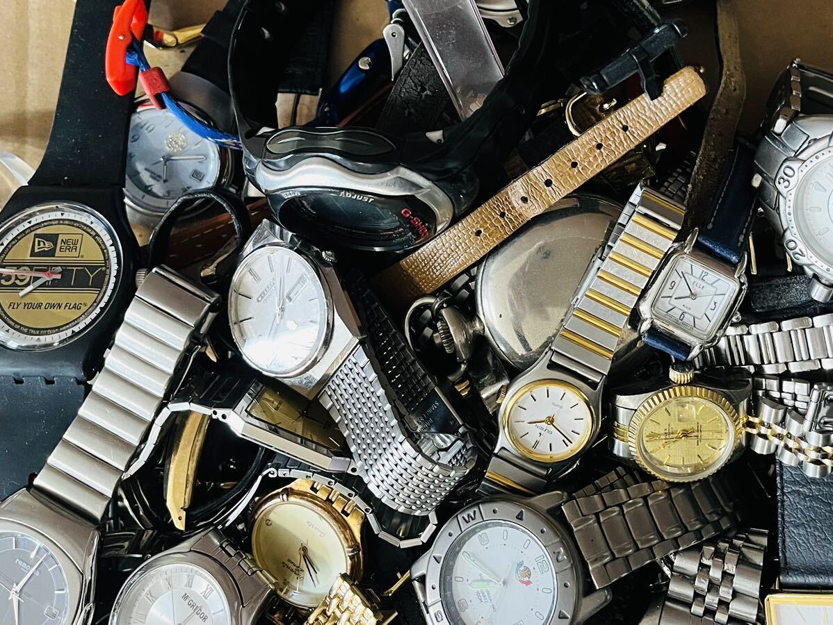 S29-3◎ 時計 大量まとめ 100本以上 4.9キロ☆中古品・ジャンク品☆腕時計 クォーツ セイコー シチズン ブランド メンズ レディース の画像5