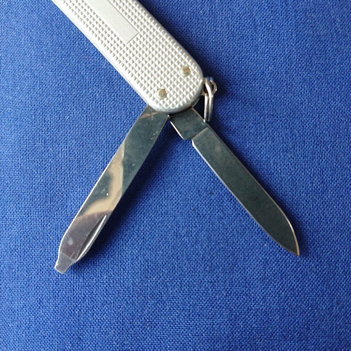 VICTORINOX(ビクトリノックス)クラシック SD ALOX (599)の画像4