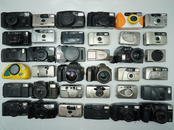 ★フイルムカメラなど★KONICA/Canon/FUJIFILM/MINOLTA/OLYMPUS/PENTAX/KYOCERA/ 等 計:36点まとめ【ジャンク品】29944_この写真にあるものが全て