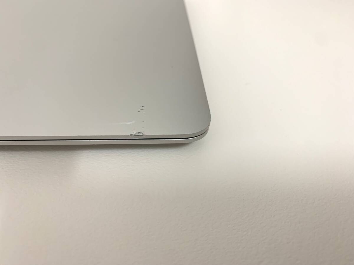 MacBook Air M1（A2337- Space Gray）、2020モデル 画面割れ ジャンクの画像4