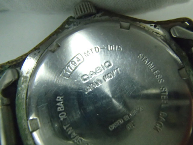 #60409【現状品】CASIO カシオ クロノグラフ メンズ腕時計 1794 MTD-1015 ブラック文字盤 不動品の画像6