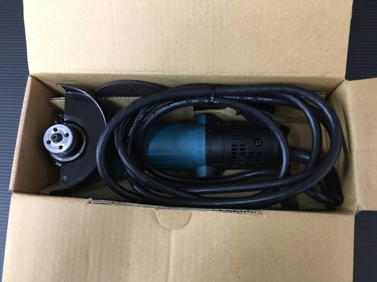 【中古品】★makita(マキタ) 100㎜ディスクグラインダ 9533BLA T4302 ITCGVZZMNGWQの画像1