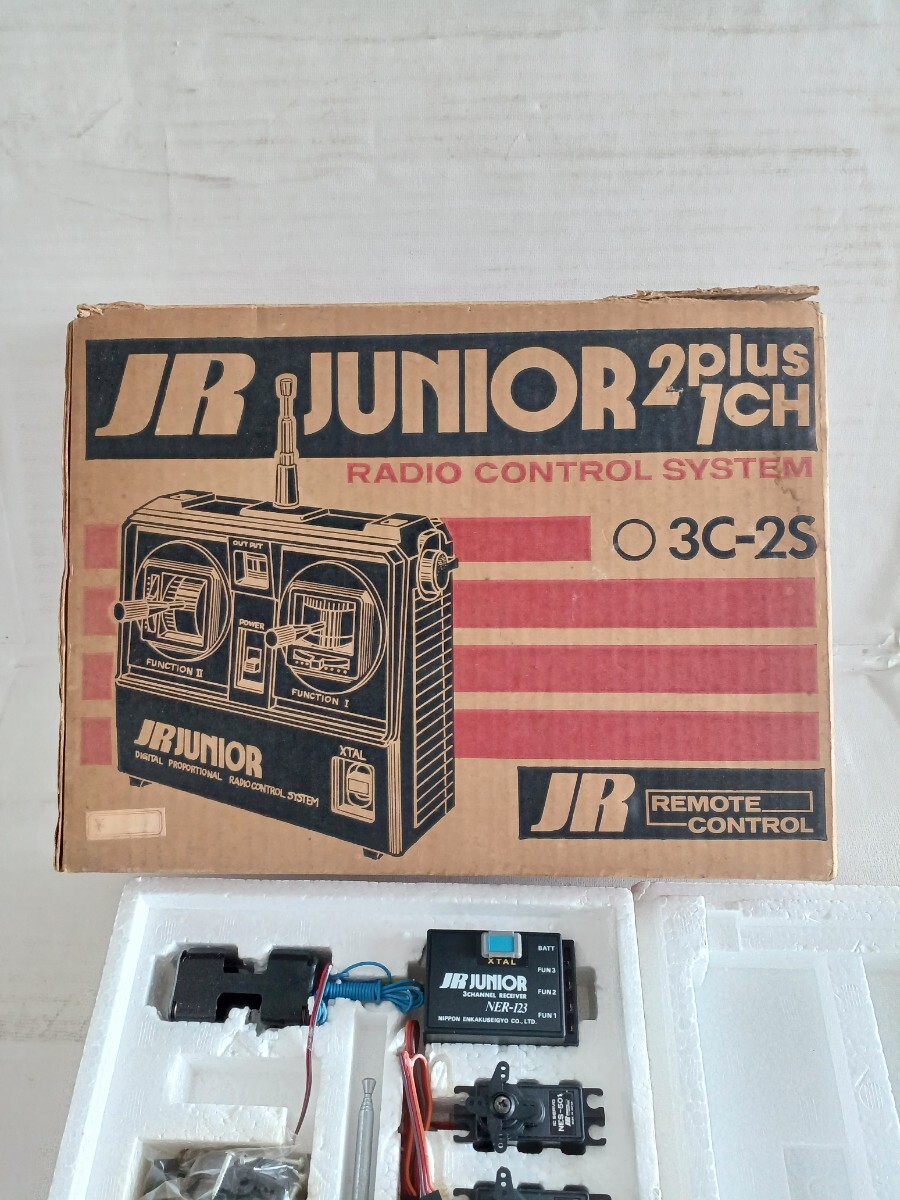 ジャンク 現状品 動作未確認 JR JUNIOR 2plus 1CH 3C-2S ラジオコントロールシステム 中古 長期保管 ラジコン _画像2