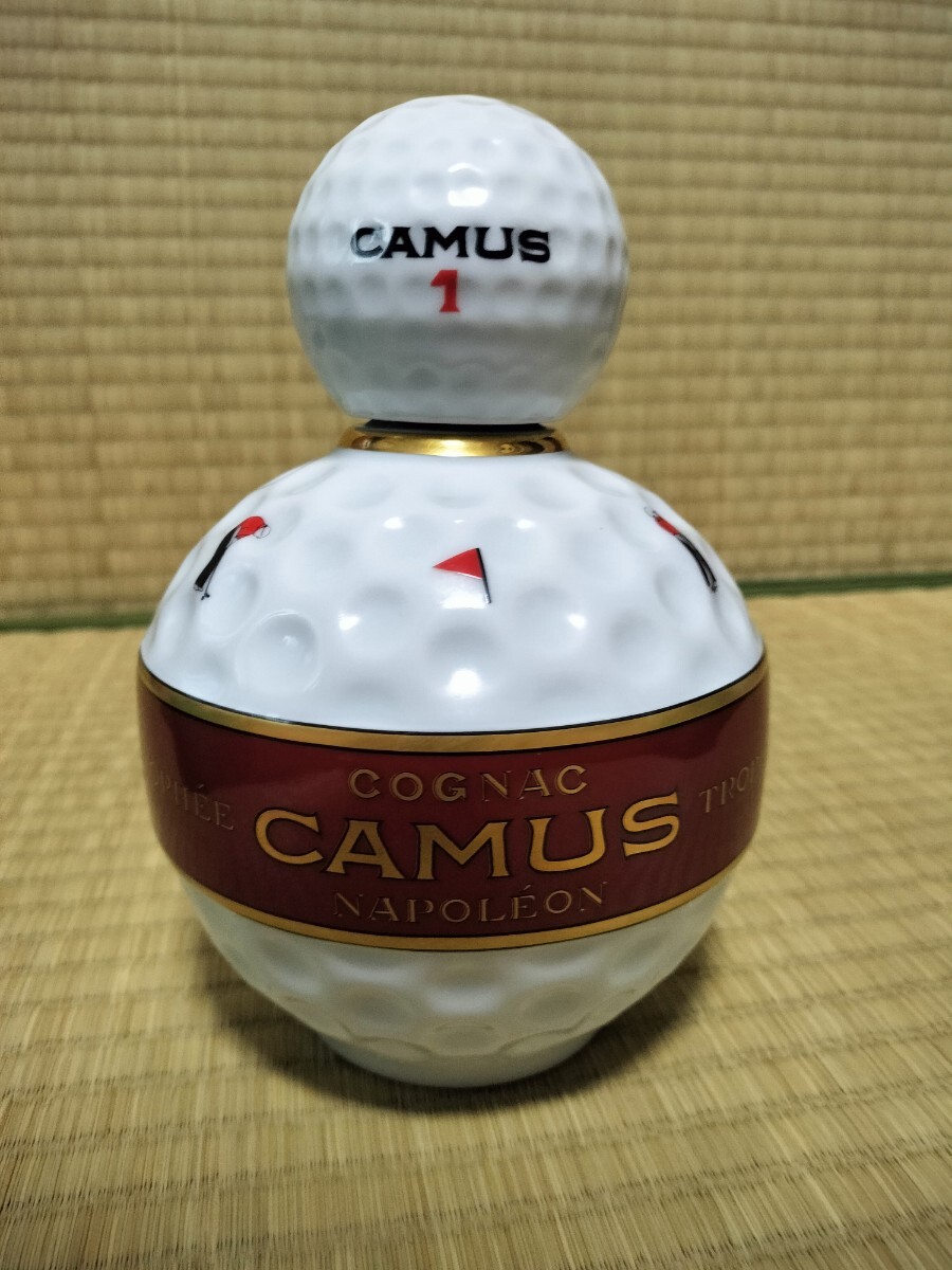 CAMUS カミュ ナポレオン ゴルフボール型陶器ボトル 陶器 未開栓 古酒 トロフィー コニャック NAPOLEONの画像1