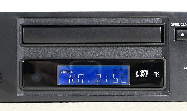 TASCAM タスカム CD-200 業務用CDプレーヤー ジャンクの画像2