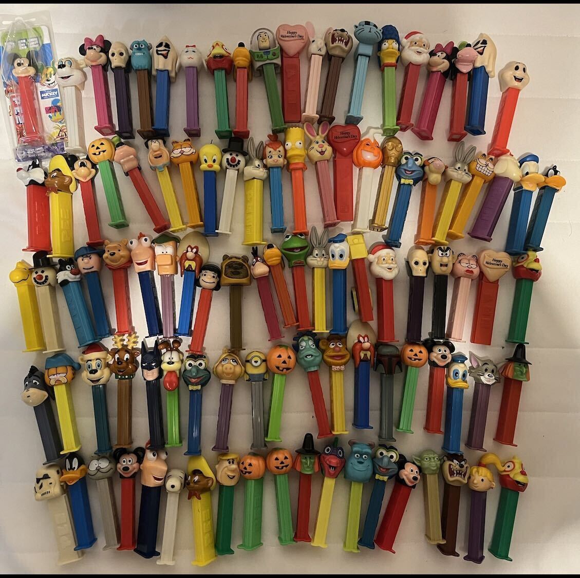 大量まとめ売り PEZ ペッツ 現状品 当時物 ディズニー スヌーピー トイストーリー スターウォーズ 100体ほどの画像1