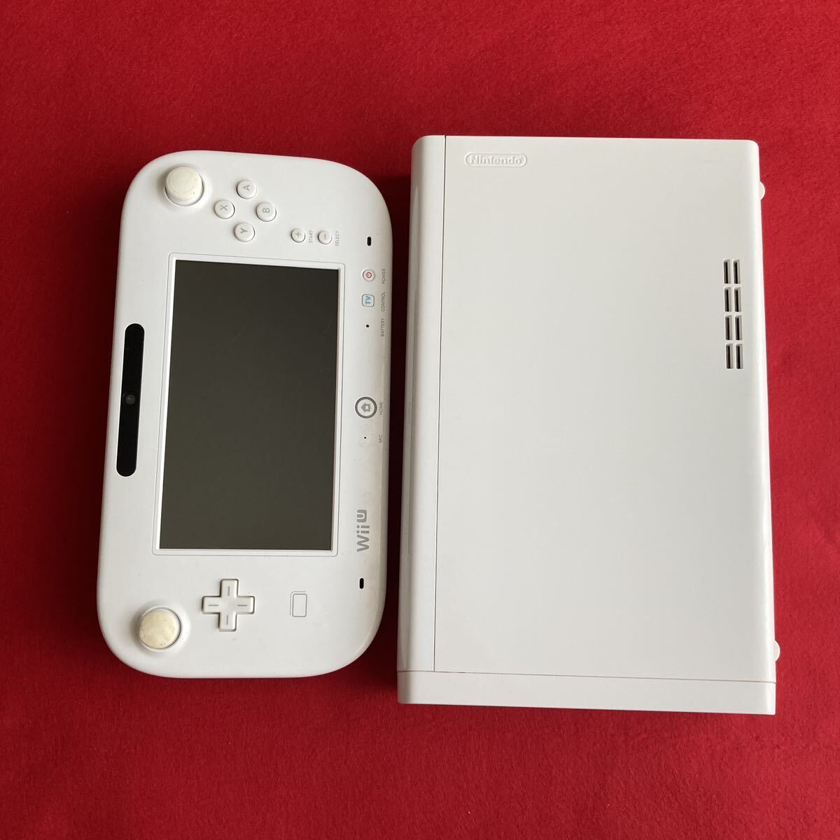 動作確認済　任天堂 WiiU 本体8GBゲームパッド セット　ジャンク品 ホワイト_画像1